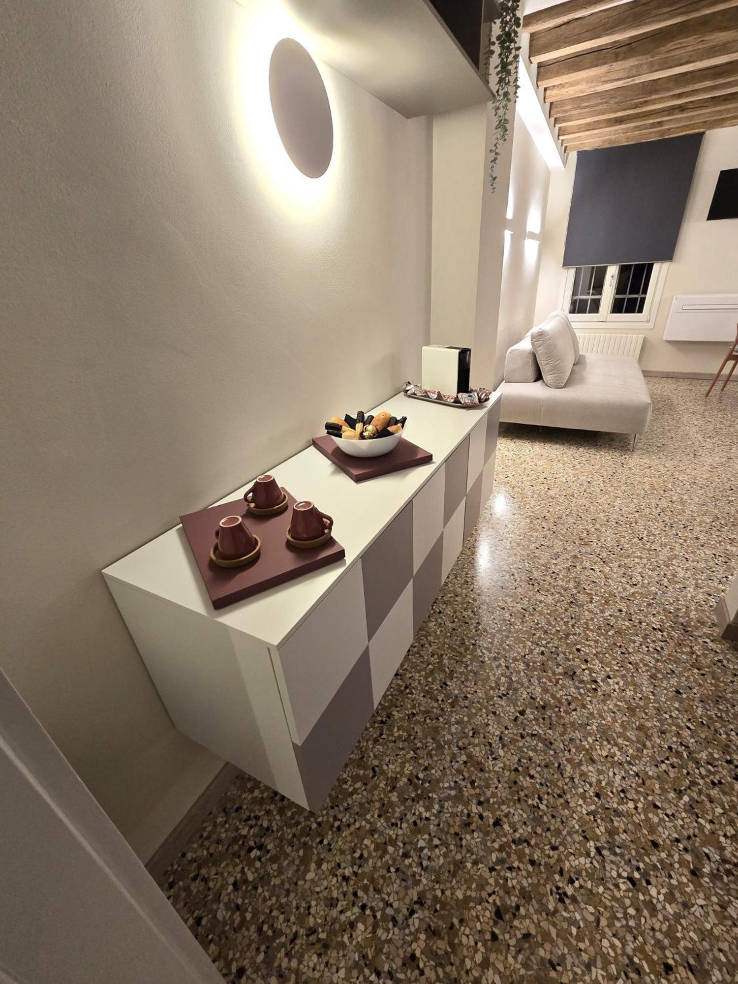 Cozy Studio With Canal View Venecia Exterior foto