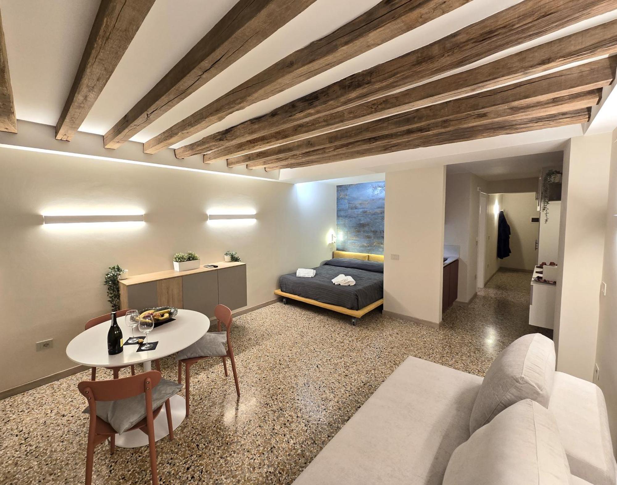 Cozy Studio With Canal View Venecia Exterior foto