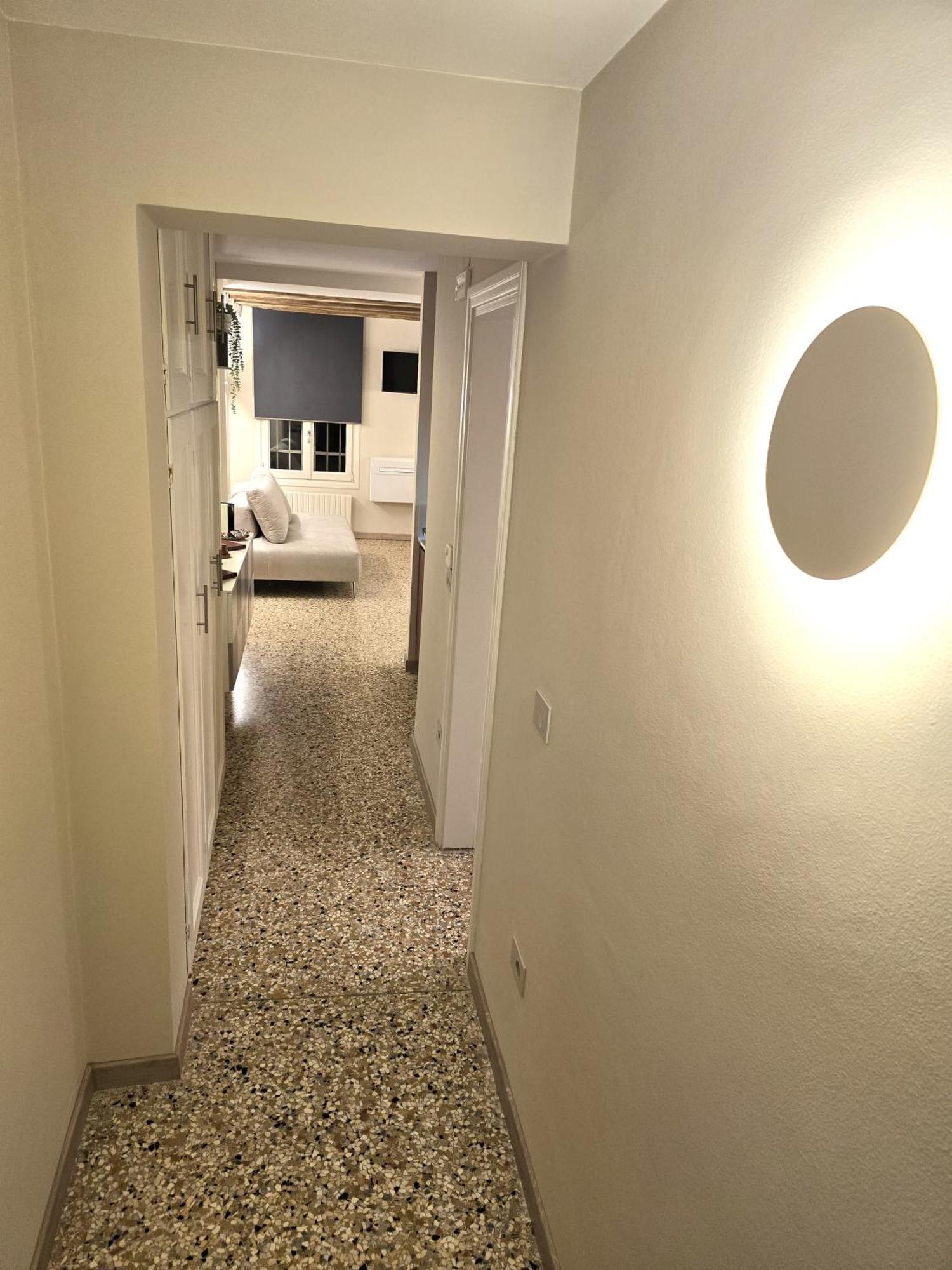 Cozy Studio With Canal View Venecia Exterior foto
